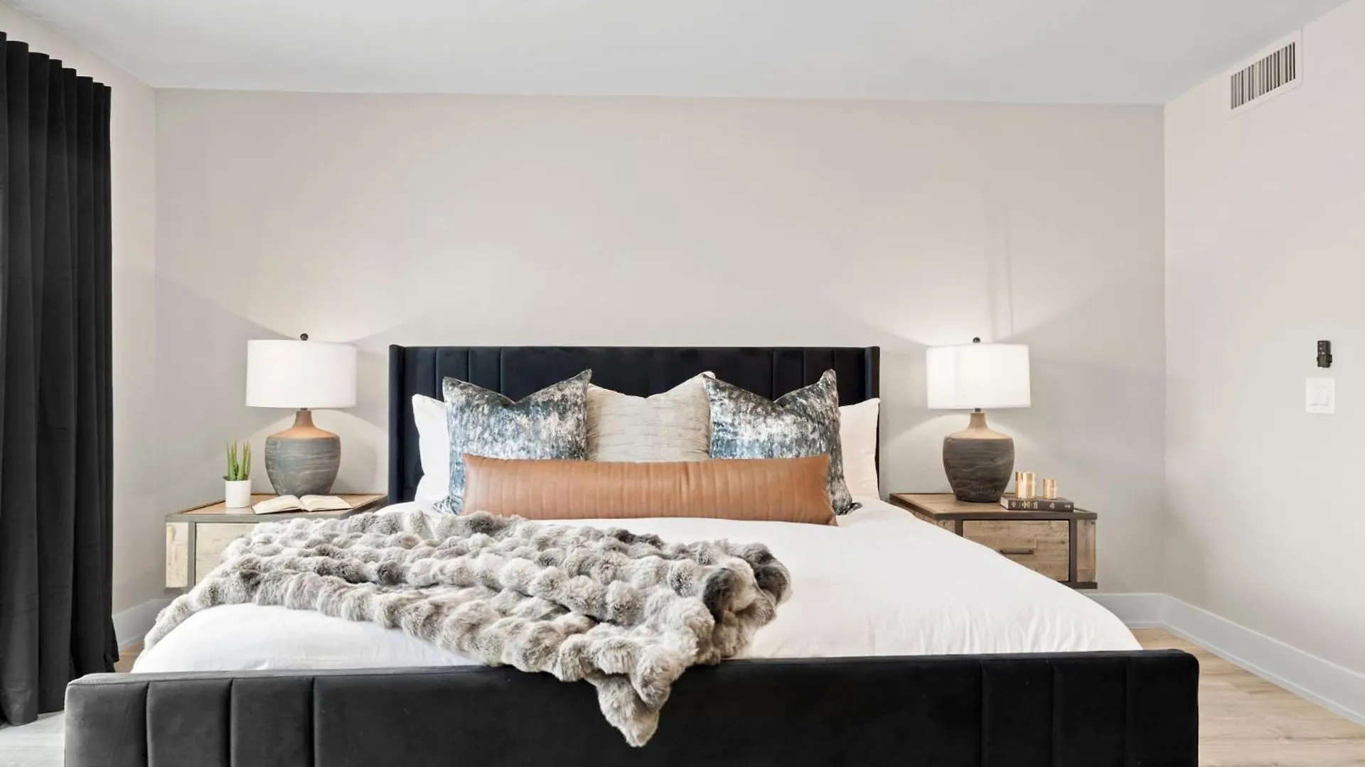 Andravida Of Old Town By Paseohomesaz - Shared Heated Pool/Spa Scottsdale
